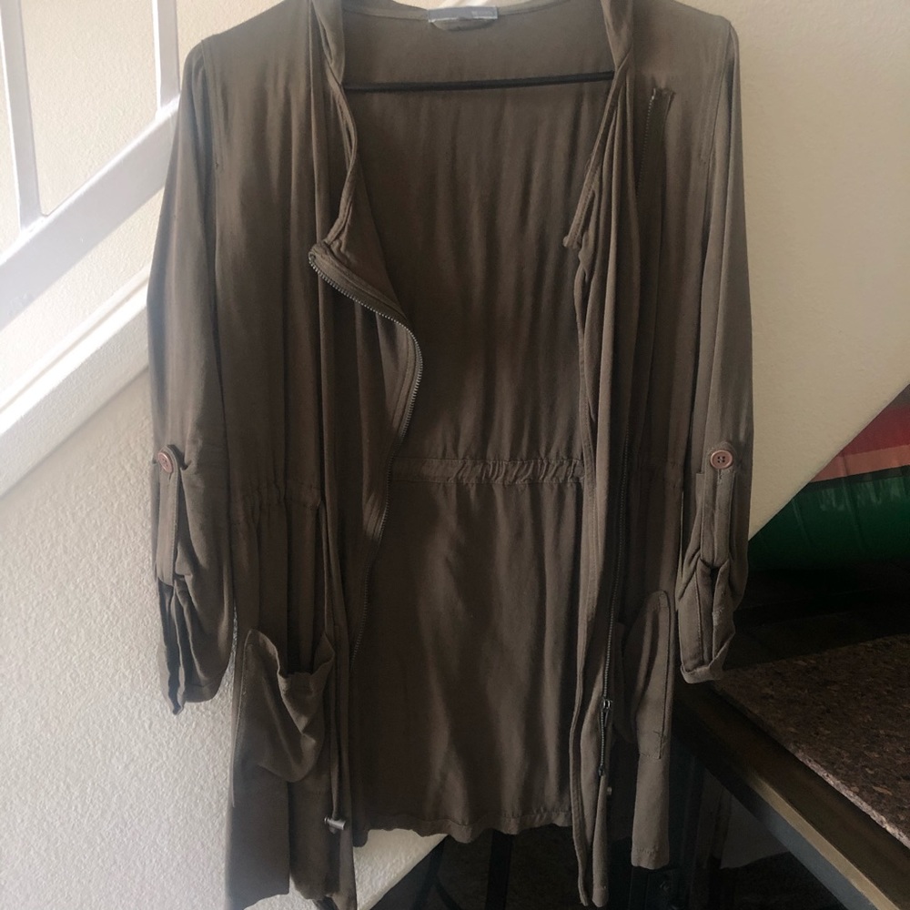 Olive duster